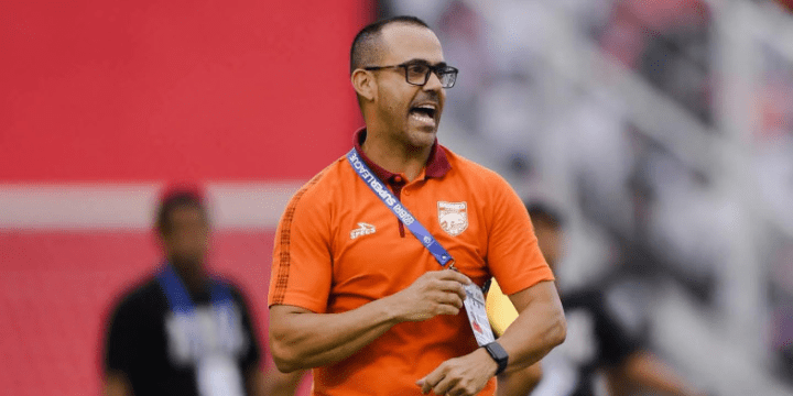 Dampak Psikologis dan Tekanan di Papan Atas