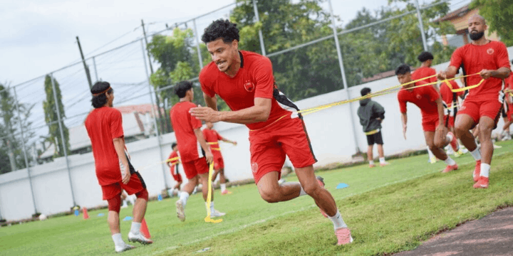 Disiplin Bertahan, Ujian Stamina di Cuaca Tropis