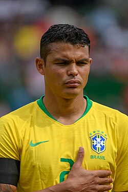 Thiago Silva Bek Elegan dengan Kepemimpinan Kelas Dunia